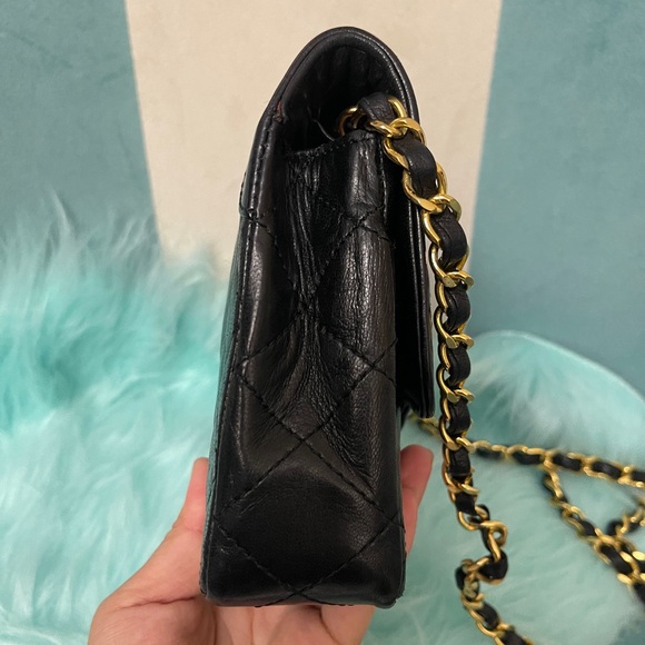 Authentic CHANEL Matelasse Paris Limited Shoulder Bag - Picture 11 of 16